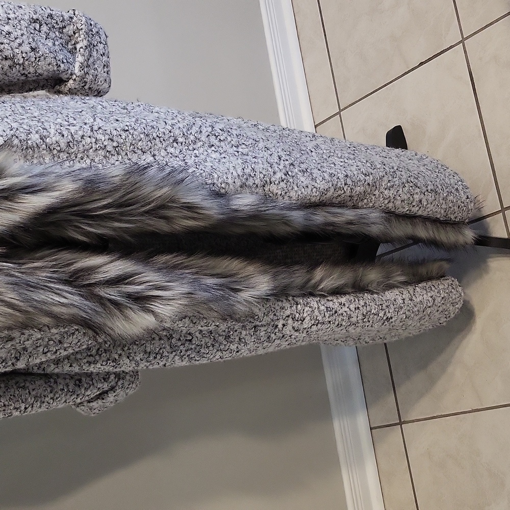 Ladies' full-length sweater coat - Picture 4 of 16